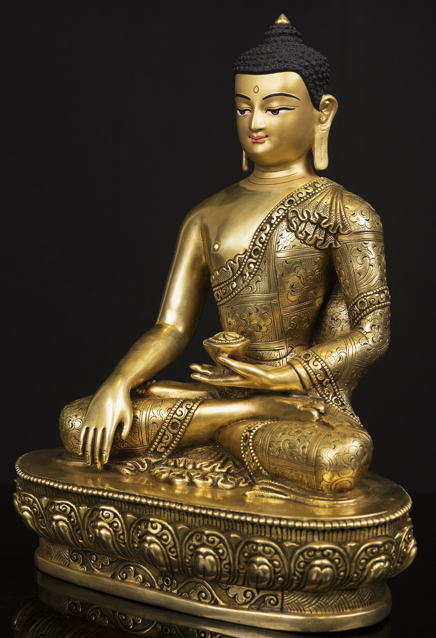 Tibetan Buddhism Lord Shakyamuni Buddha Gold Face Hand Painting Gold Plated Hand Carving Copper Statue Sculpture Figure Nepal free