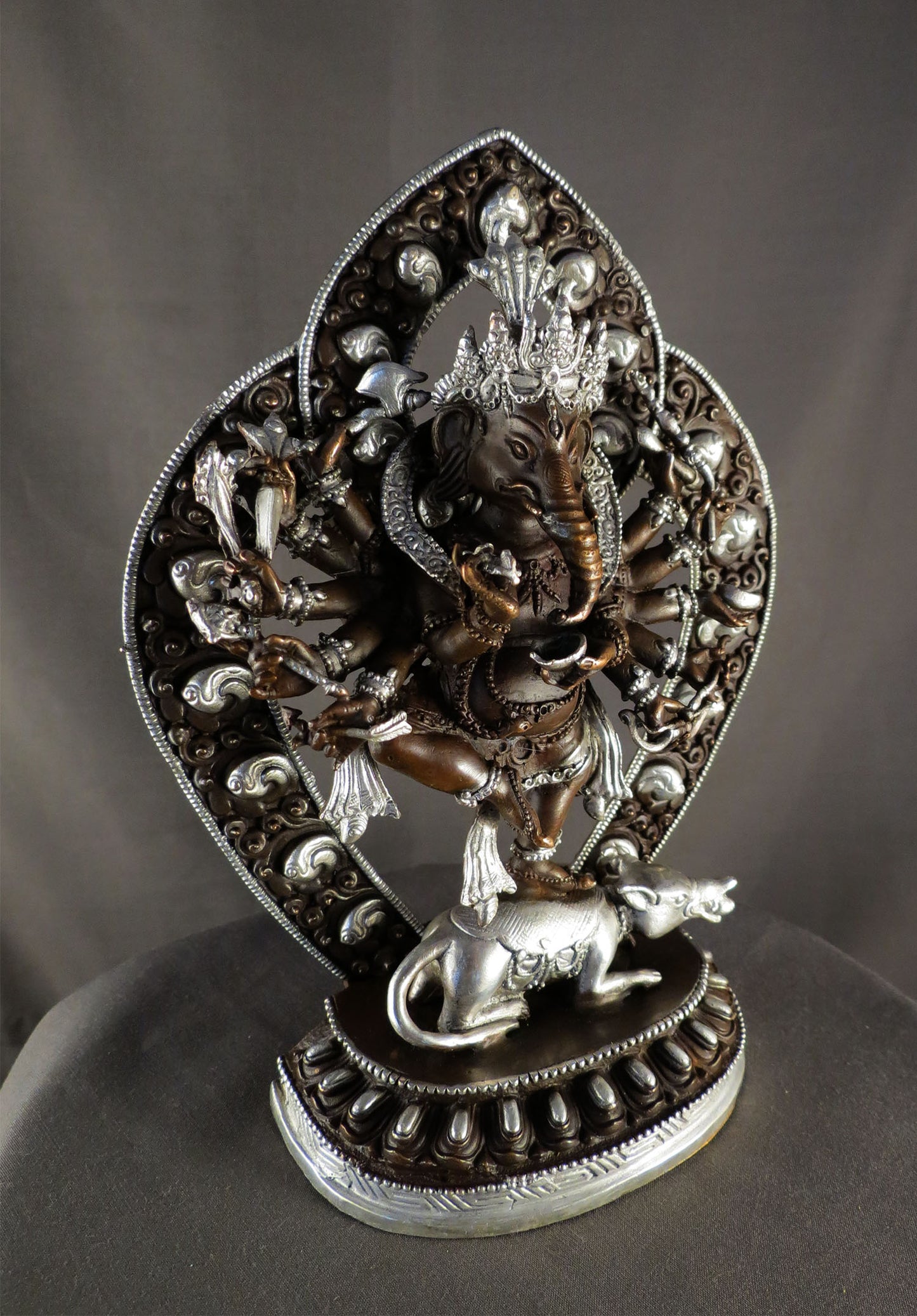 12 Hands Dancing Lord Ganesha Ganesh Silver Oxide Copper Sculpture Statue Figure free