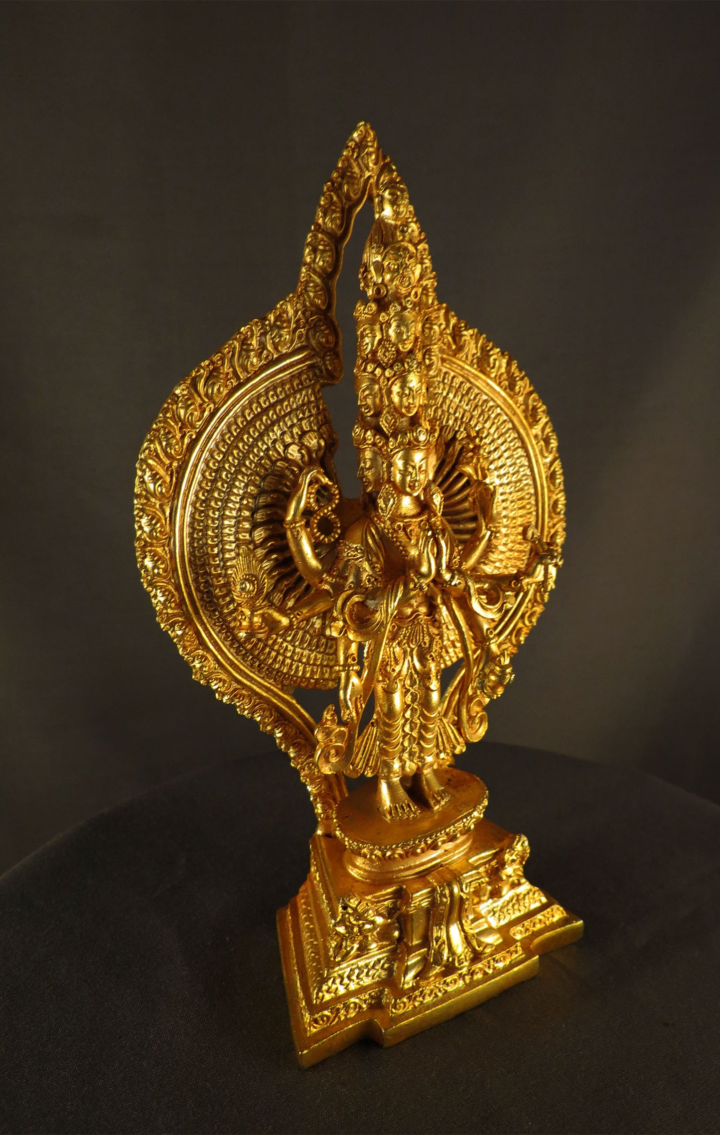 Buddhism Thousand Arms Lord Avalokitesvara Sahasrabhuja Lokeshwar Gold Plated Copper Statue Nepal