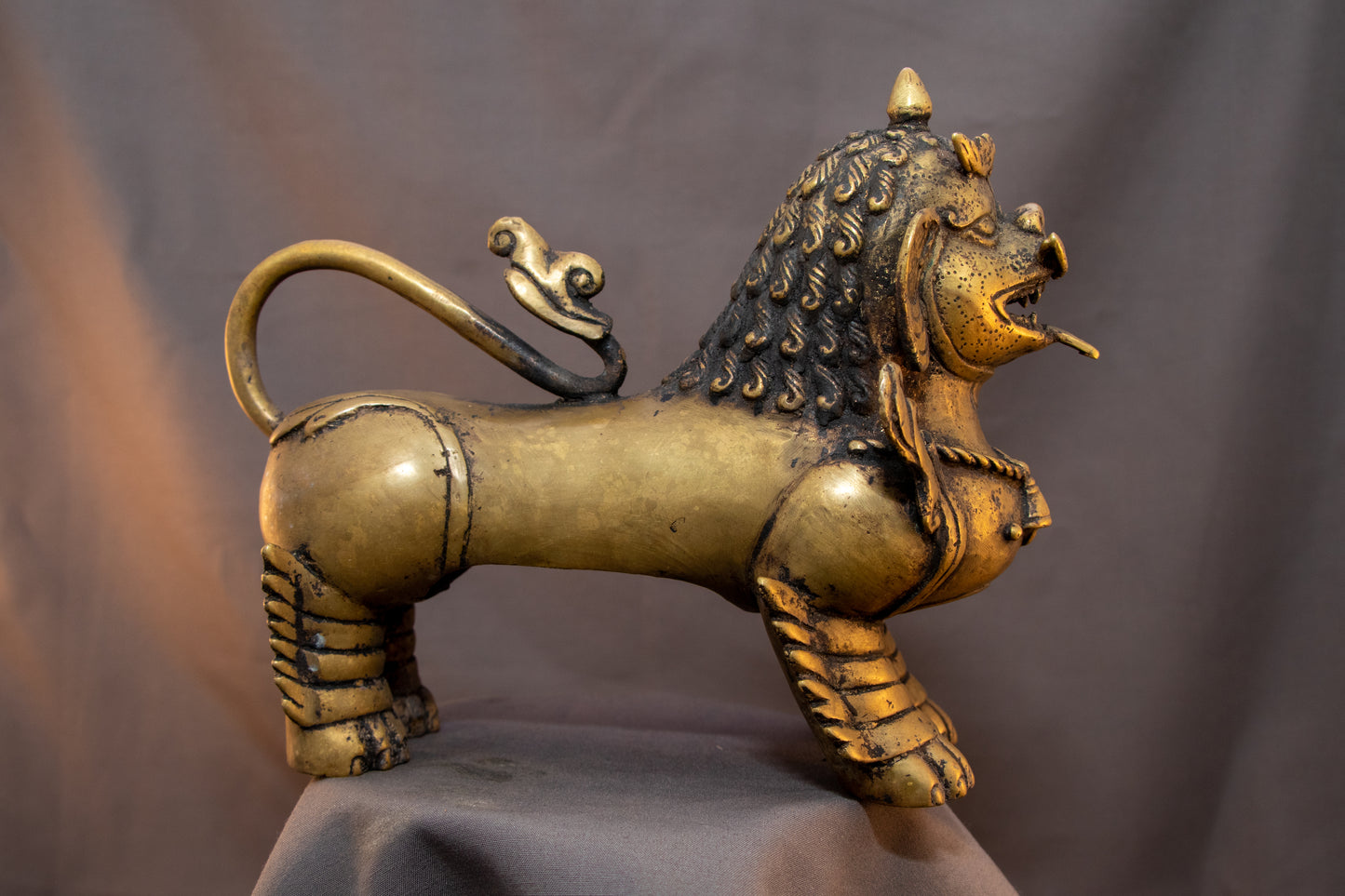 Tibetan Pair of Lion Feng Shui Lions Foo Fu Dog Guardian Singha Brass Figure Sculpture Statue free