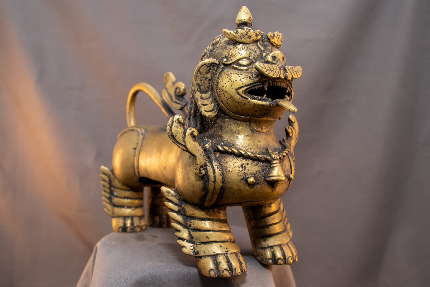 Tibetan Pair of Lion Feng Shui Lions Foo Fu Dog Guardian Singha Brass Figure Sculpture Statue free
