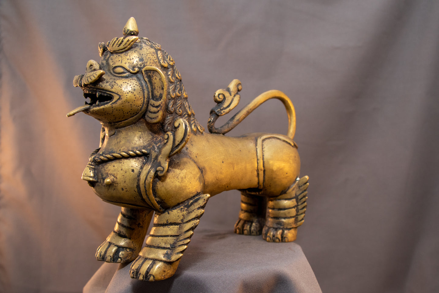Tibetan Pair of Lion Feng Shui Lions Foo Fu Dog Guardian Singha Brass Figure Sculpture Statue free