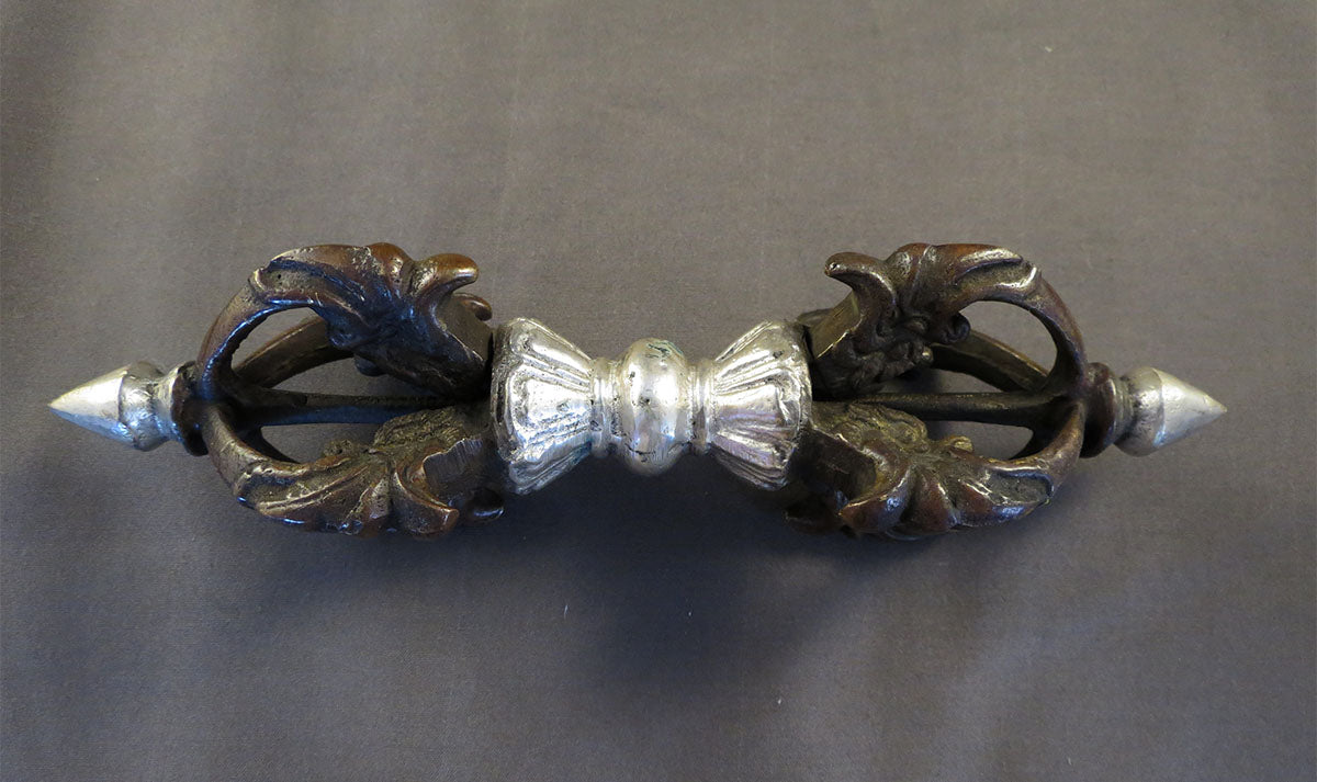 Tibetan Buddhism Religion Ritual Tantric Spiritual Altar Tools Silver Oxide Brass Double Dorje/Vajra Thunderbolt Nepal free