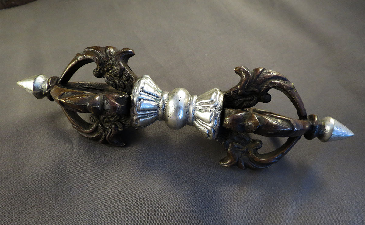 Tibetan Buddhism Religion Ritual Tantric Spiritual Altar Tools Silver Oxide Brass Double Dorje/Vajra Thunderbolt Nepal free