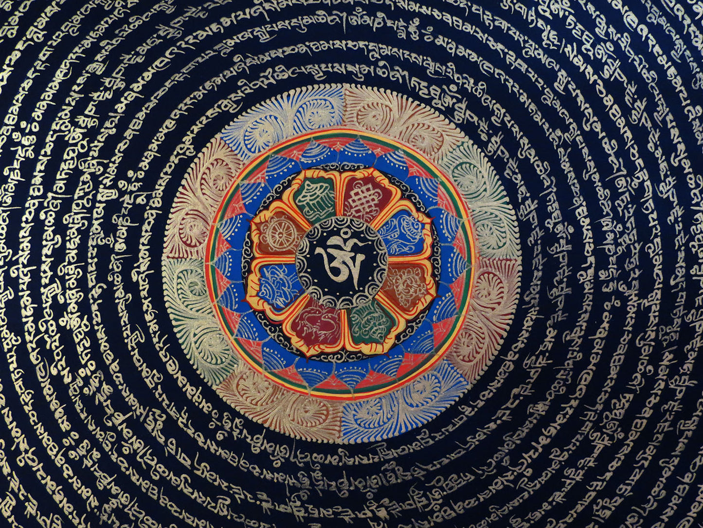 8 Auspicious Sign Tibetan Thangka Painting: Om Mani Padme Hum Mantra Mandala Art Nepal free