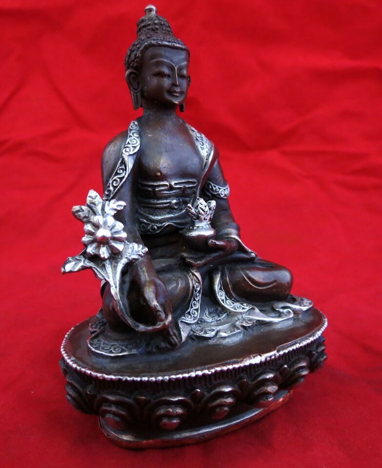 Tibetan Buddhism Lord Medicine Buddha Bhaisajya Guru Fine Copper Silver Oxide Statue Figure Nepal free