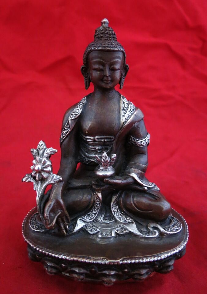Tibetan Buddhism Lord Medicine Buddha Bhaisajya Guru Fine Copper Silver Oxide Statue Figure Nepal free