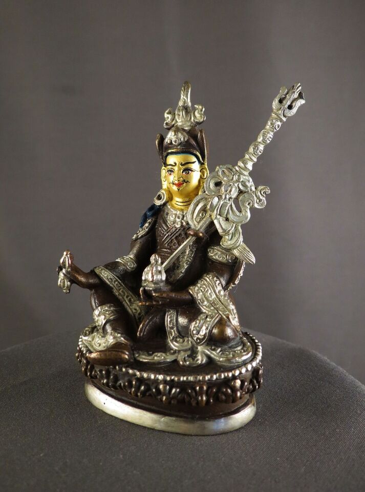 Tibetan Guru Rinpoche Gold Face Hand Painting (Padmasambhava) Copper Silver Oxide Statue Sculpture Figure Nepal