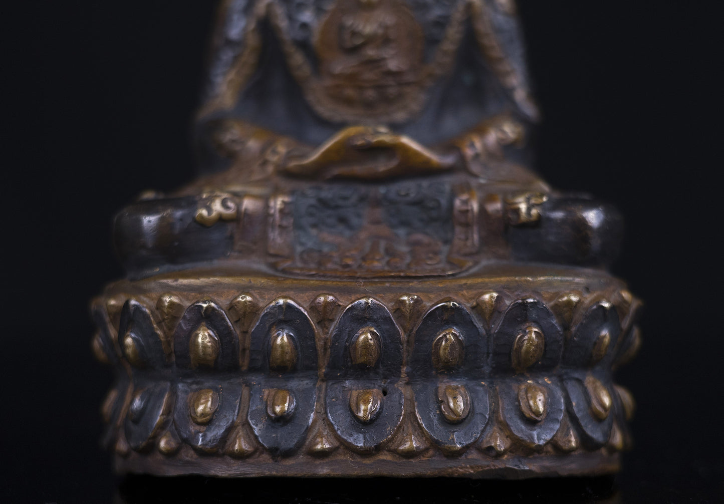 Antique looks Tibetan Buddhism Lord Amitabha Buddha Copper Oxide Statue Sculpture Figure Nepal free