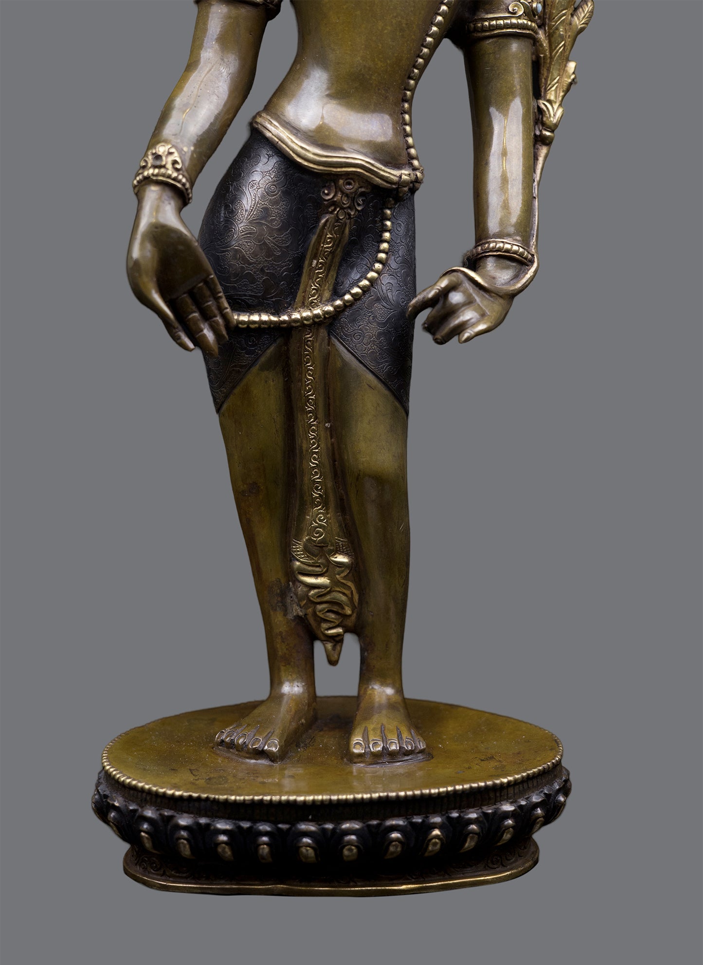 Tibetan Buddhism Standing Gold Face Lord Lokeshwor Pure Copper Oxide Statue Sculpture Figure Nepal free