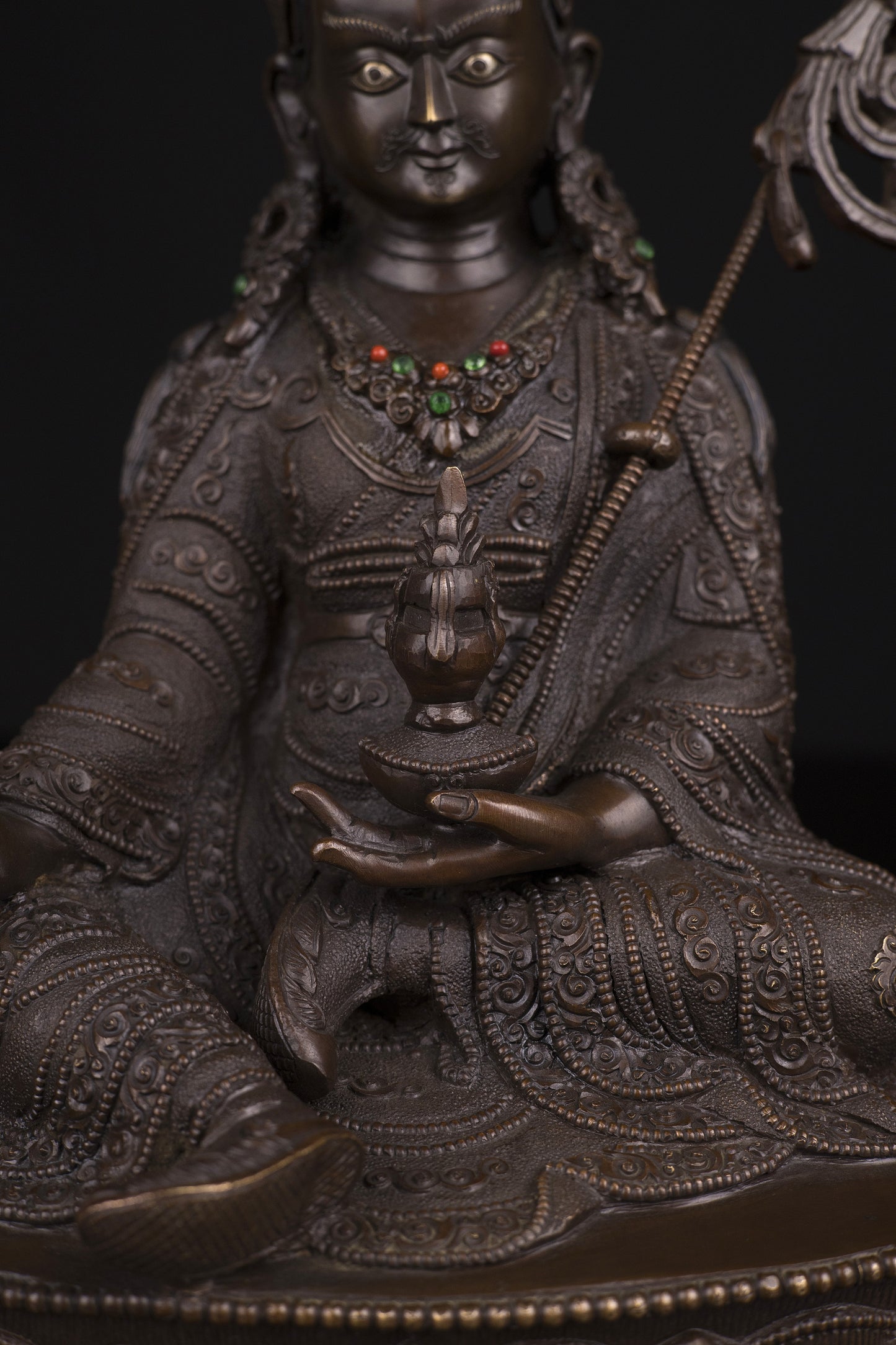 Tibetan Buddhism Guru Rinpoche(Padmasambhava) Copper Oxide Statue Figure Sculpture Nepal free
