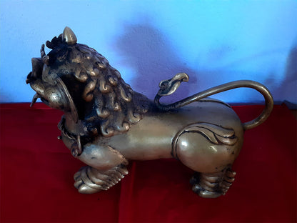 Tibetan Pair of Lion Feng Shui Lions Foo Fu Dog Guardian Singha Brass Statue Sculpture Nepal free