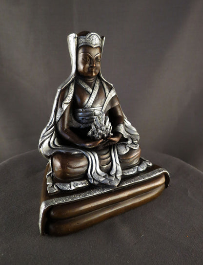 Buddhism Tibetan Guru Gampopa Dakpo Lharje Silver Oxide Copper Statue Sculpture free