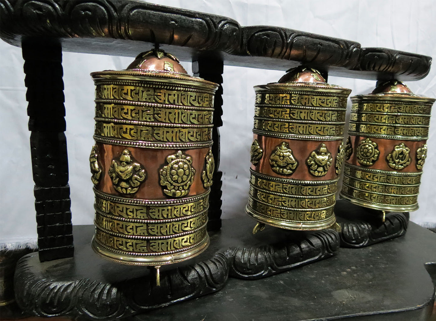 Tibetan Buddhism Copper Prayer Wheel - Om Mani Padme Hum Mantra, Ritual 8 Auspicious lucky Signs