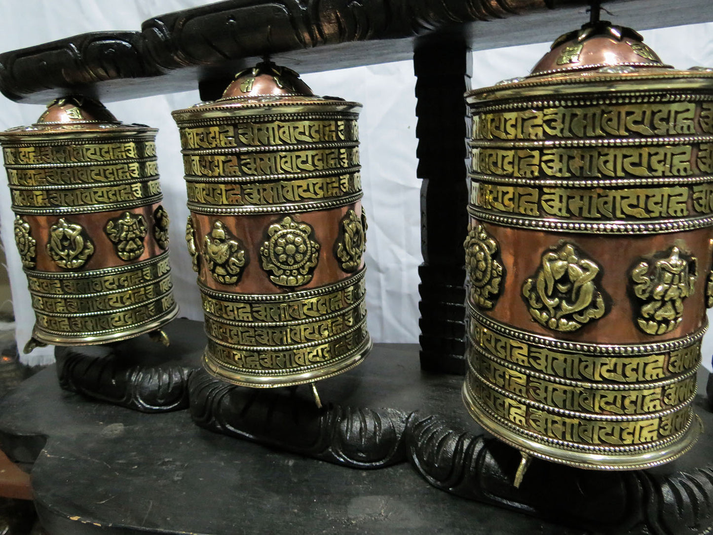 Tibetan Buddhism Copper Prayer Wheel - Om Mani Padme Hum Mantra, Ritual 8 Auspicious lucky Signs