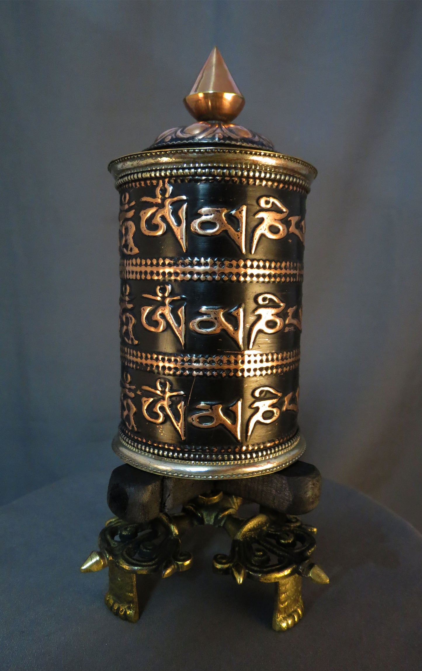 Tibetan Buddhism Om Mani Padme Hum Mantra Handmade Double Vajra Stand Brass Copper Oxide Prayer Wheel