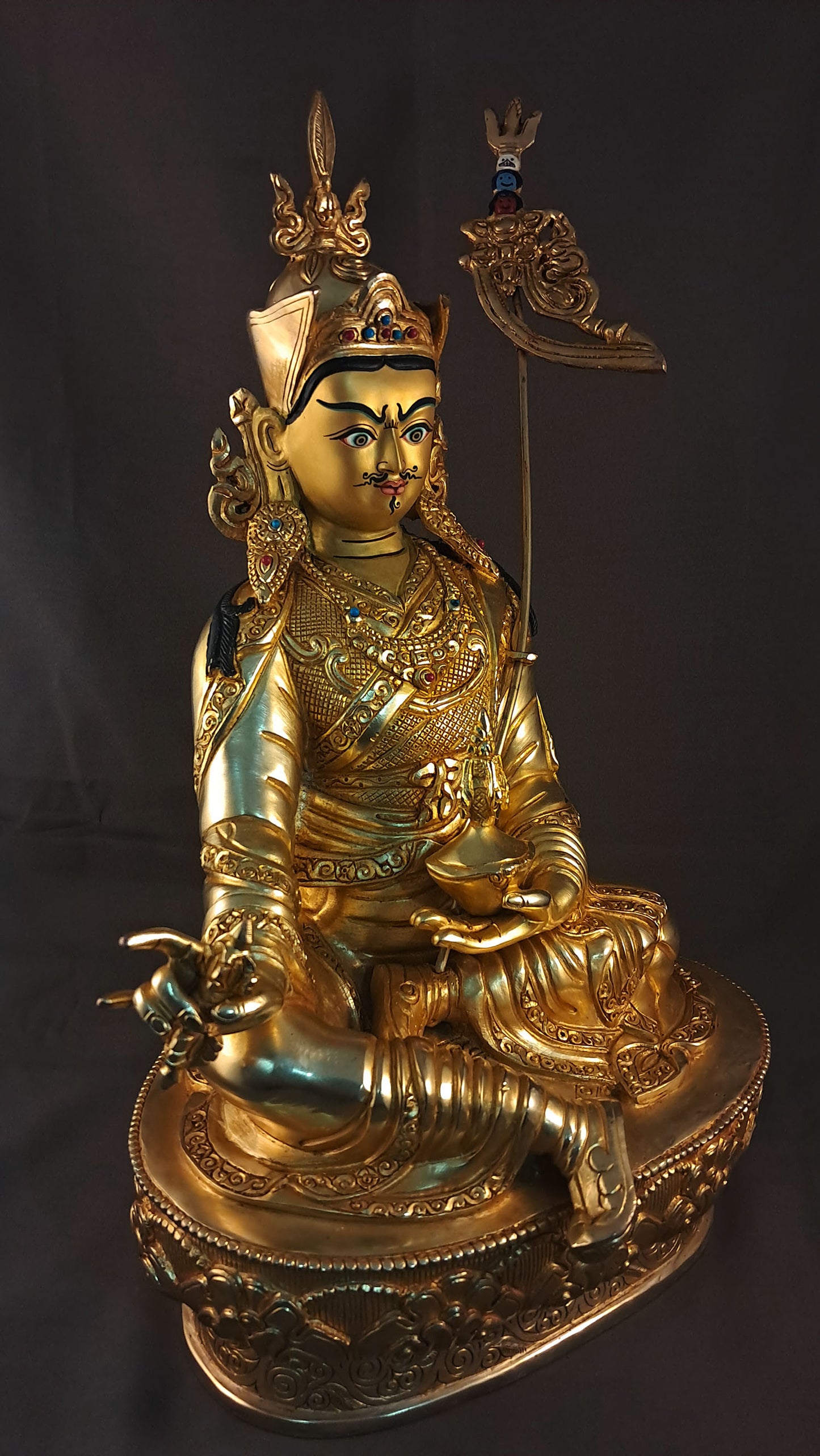 Gold Face Guru Rinpoche Statue: Tibetan Buddhism Gold Plated Copper Sculpture Figure Nepal free