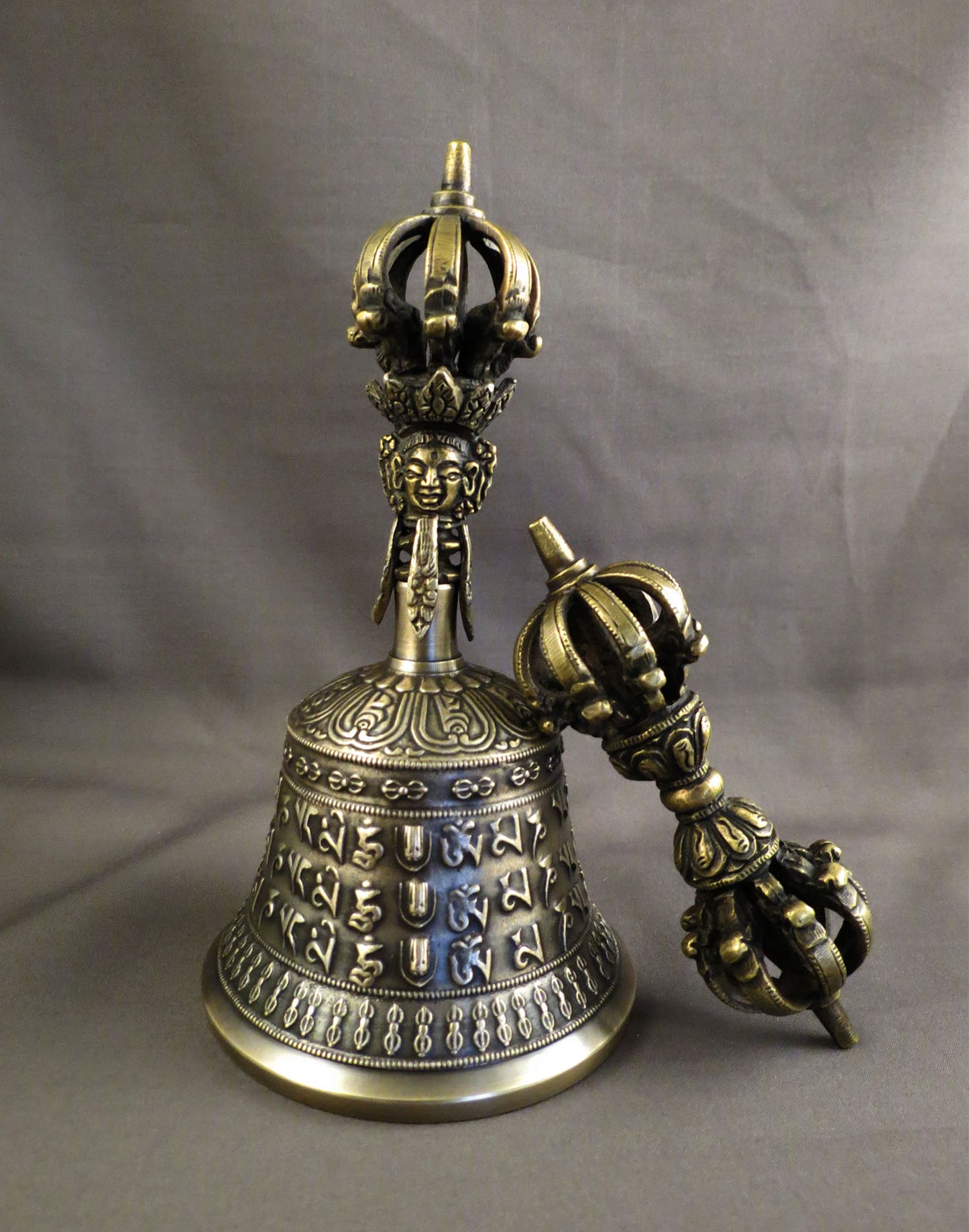 Tibetan Buddhism Ritual Om Mantra 7" High Quality Sound Bronze Bell Dorje/Vajra Set Nepal free