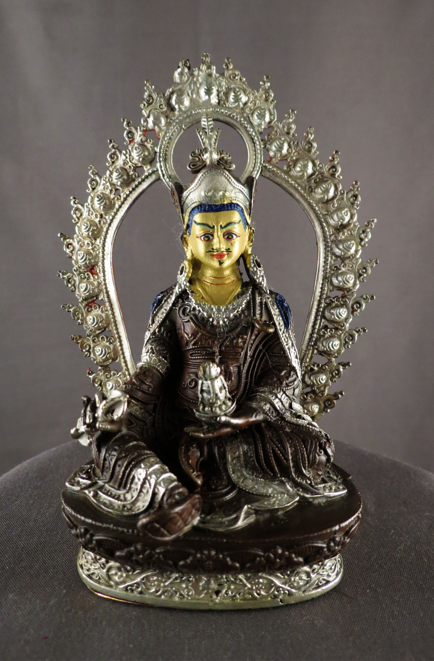 Tibetan Buddhism Guru Rinpoche Gold Face Eight Manifestations of Guru Silver Oxide Copper Statue Sculpture free