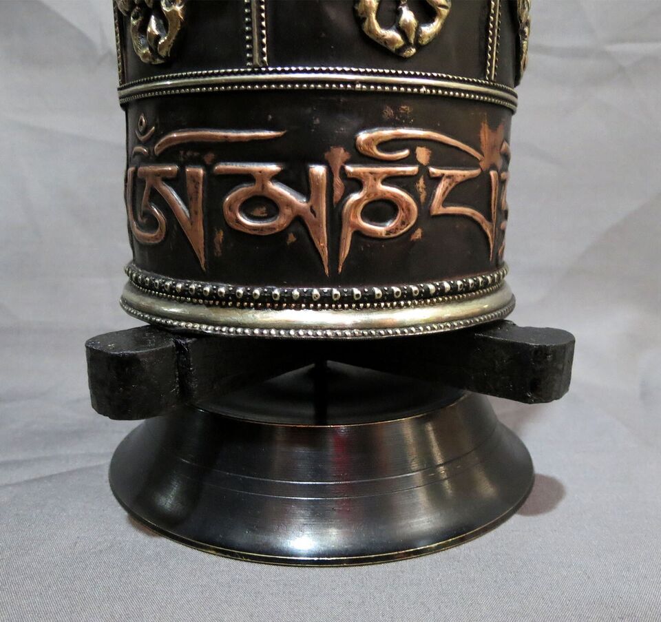 Tibetan Om Mani Padme Hum Mantra Vishwa Vajra/Double Dorje Copper Offering Prayer Wheel Nepal