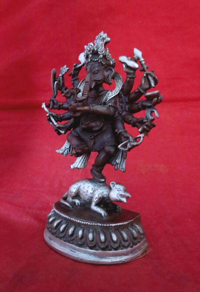 12 Hands God Lord Ganesha Painting Copper Silver Oxide Plated Handmade Statue Figure Nepal