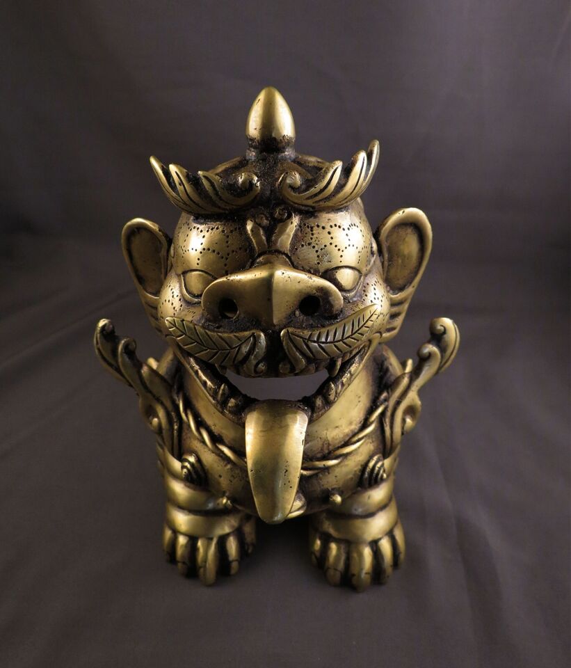 Tibetan Pair of Lion Feng Shui Lions Foo Fu Dog Guardian Yellow Color Singha Brass Statue Figure Nepal