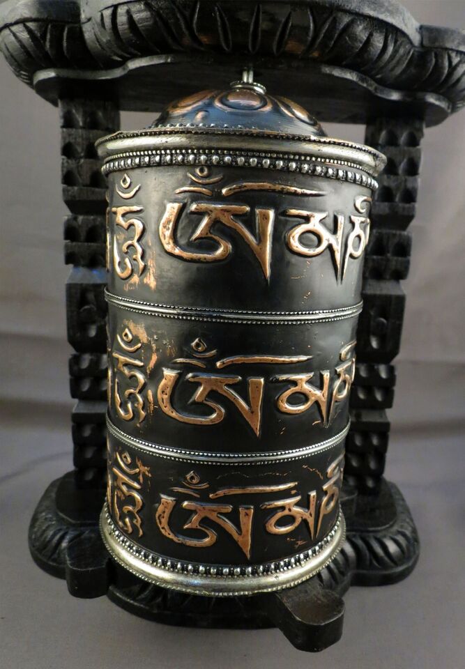 Tibetan Buddhism Om Mani Padme Hum Mantra Wooden Craved Frame Offering Oxide Copper Prayer Wheel Nepal