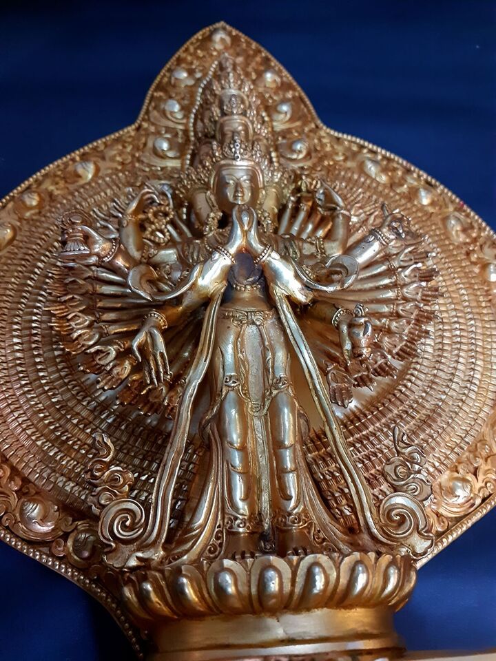 Buddhism Thousand Arms Lord Avalokitesvara Sahasrabhuja Gold Plated Copper Statue Figure Nepal